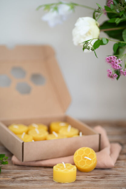 Tea lights beeswax candles SET